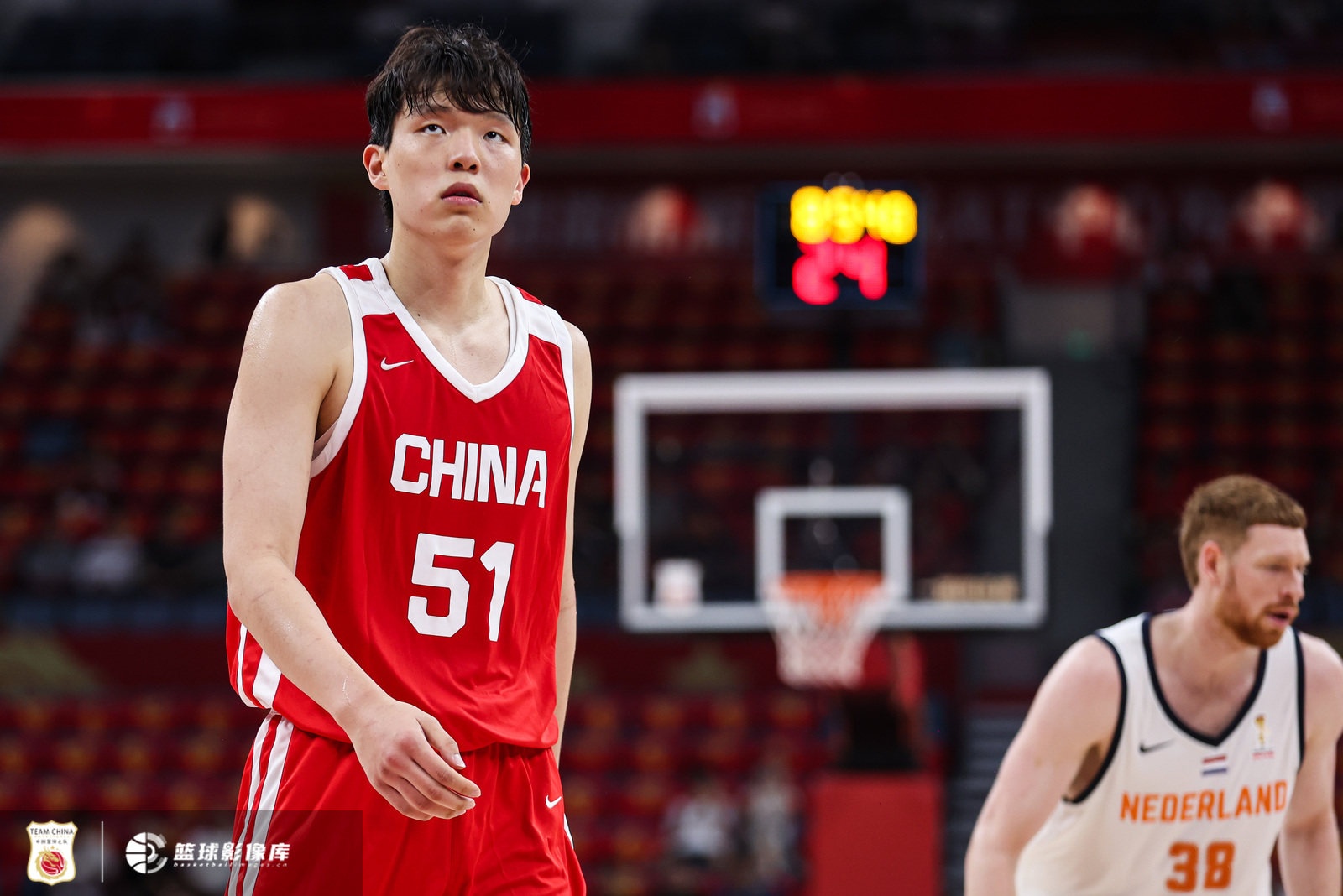 媒体人：男篮球员可能也不清楚核心是谁 杨瀚森战术地位不会大变